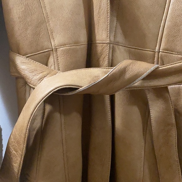 Privilego Tan Shearling Coat - Picture 2 of 16
